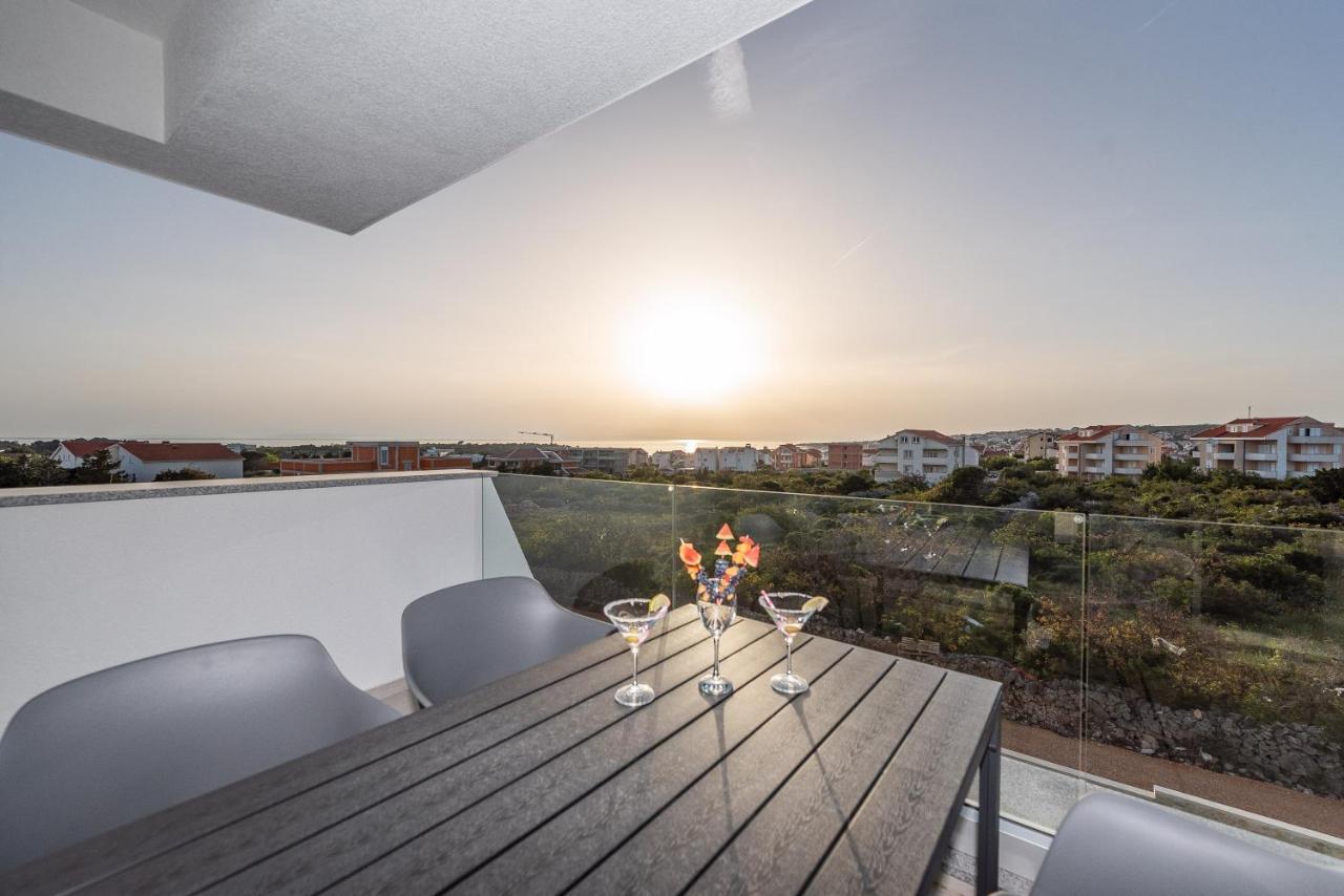 Apartments & Rooms Pool Villas Maris Novalja Exterior photo