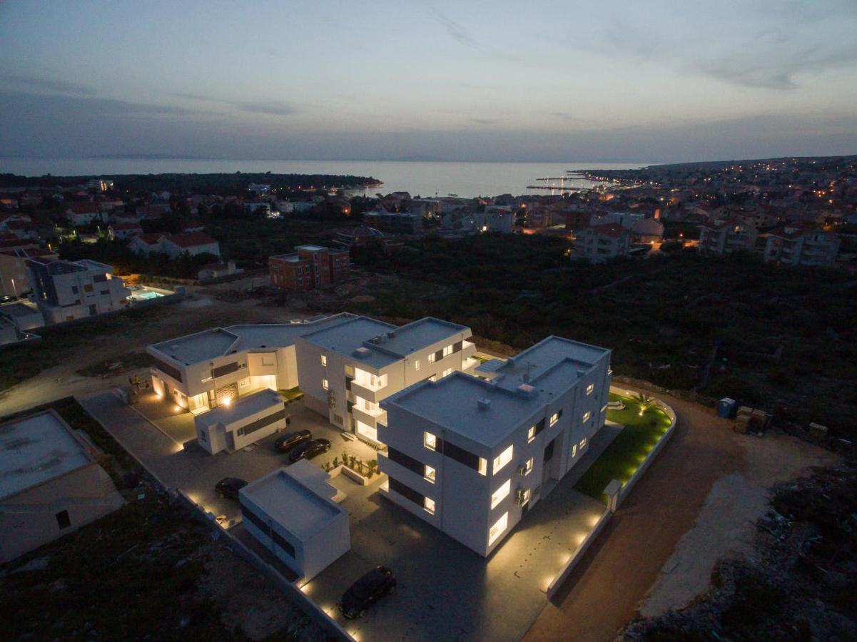Apartments & Rooms Pool Villas Maris Novalja Exterior photo