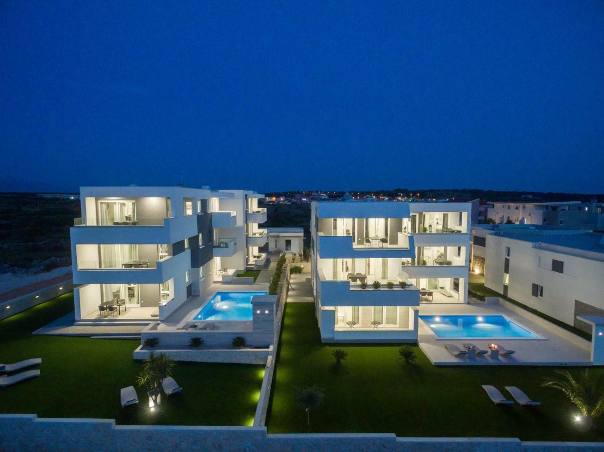 Apartments & Rooms Pool Villas Maris Novalja Exterior photo